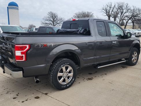 Used 2018 Ford F150 XLT w/ Equipment Group 302A Luxury image 4