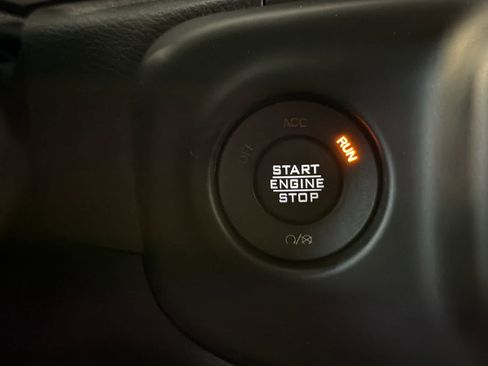 Used 2021 Jeep Wrangler Sport AWD/4WD image 22