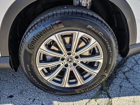 New 2026 Mercedes-Benz GLC 300 4MATIC image 9