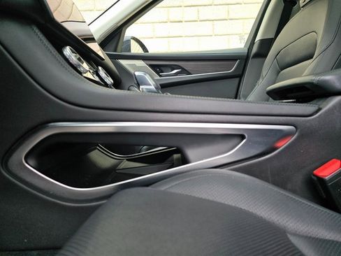 Used 2023 Jaguar F-PACE S image 23