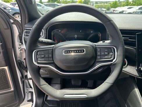 Used 2023 Jeep Wagoneer 2WD w/ Premium Group I image 19