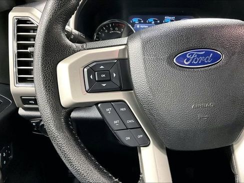 Used 2016 Ford F150 Lariat w/ Equipment Group 502A Luxury AWD/4WD image 14