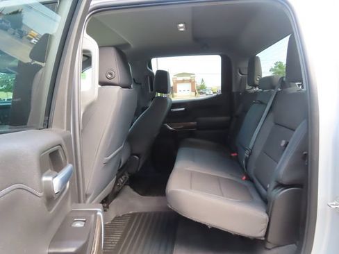 Used 2019 Chevrolet Silverado 1500 RST AWD/4WD image 21