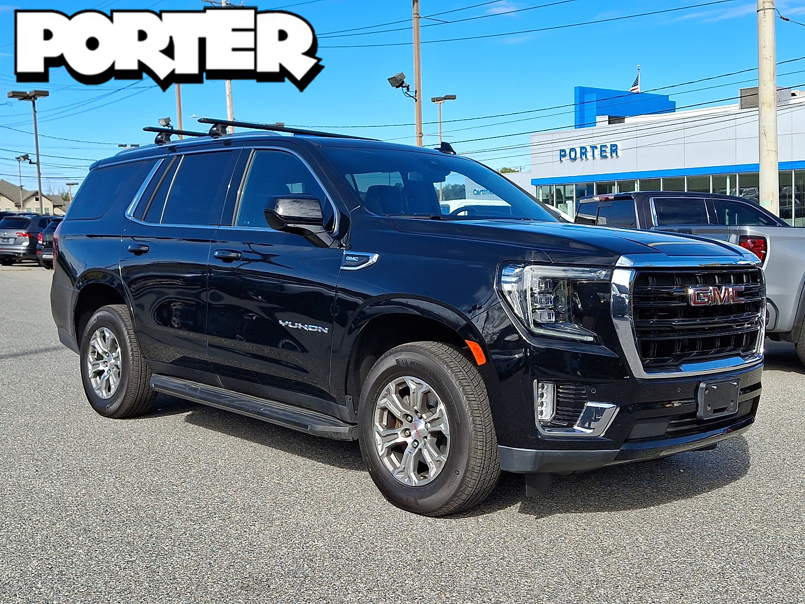 Used 2024 GMC Yukon SLE AWD/4WD image 1