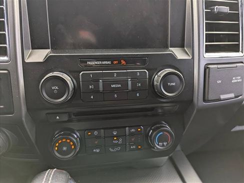 Used 2016 Ford F150 XLT w/ Equipment Group 302A Luxury AWD/4WD image 18