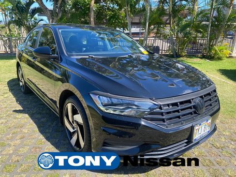 Used 2019 Volkswagen Jetta S w/ Driver Assistance Package FWD image 19