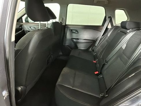 Used 2022 Nissan Rogue S AWD/4WD image 27
