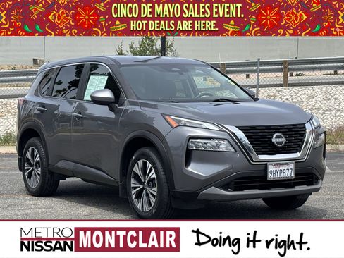 Used 2023 Nissan Rogue SV FWD image 1