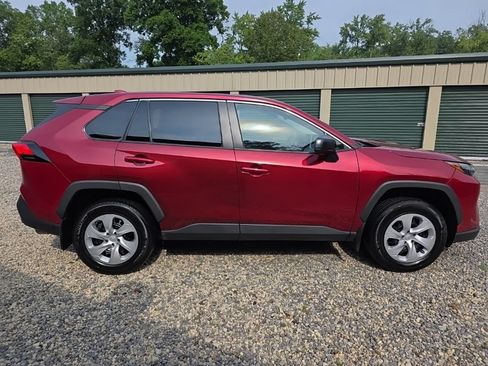 Certified 2024 Toyota RAV4 LE AWD/4WD image 7