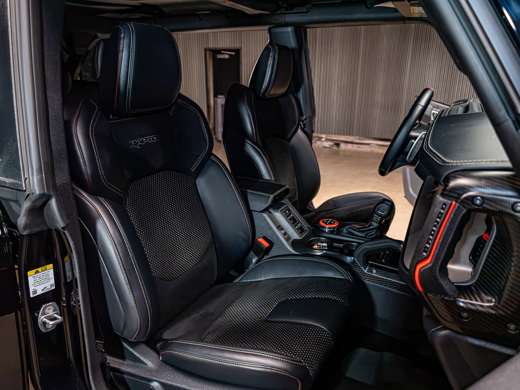 Used 2024 Ford Bronco Raptor w/ Interior Carbon Fiber Pack 6 AWD/4WD image 26