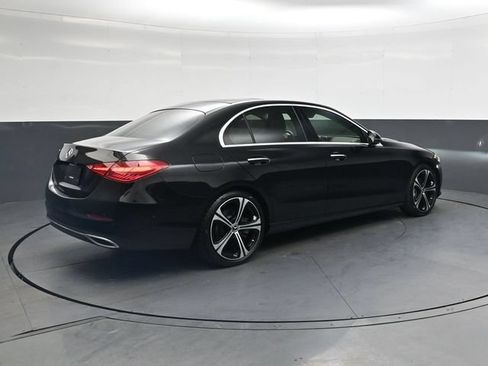 Used 2022 Mercedes-Benz C 300 Sedan image 4