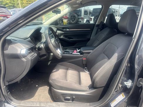 Used 2021 Nissan Altima 2.5 SV FWD image 17