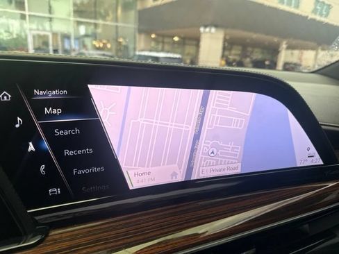 Used 2021 Cadillac Escalade Premium Luxury w/ LPO, Illumination Package RWD image 10