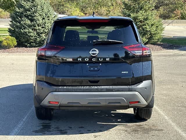 Used 2023 Nissan Rogue S AWD/4WD image 4