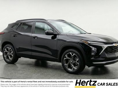 Used 2025 Chevrolet Trax LT