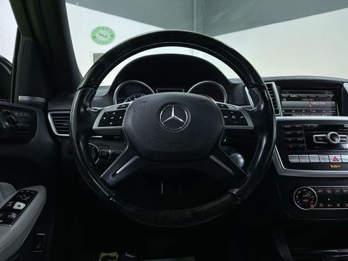 Used 2015 Mercedes-Benz GL 550 4MATIC image 20