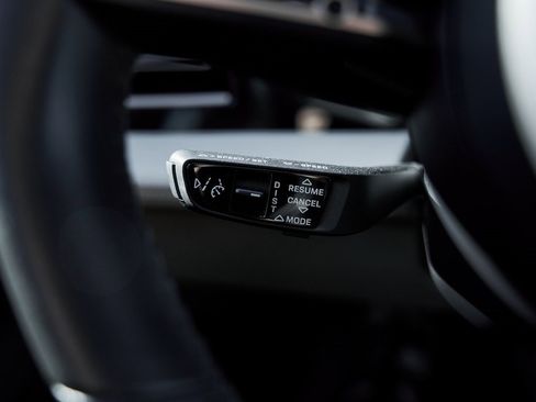 Used 2020 Porsche Taycan Turbo S image 59