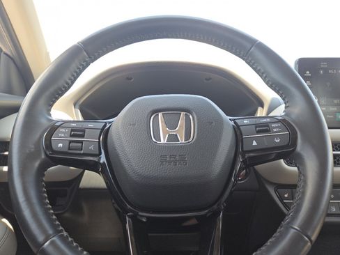Used 2025 Honda HR-V EX-L image 26