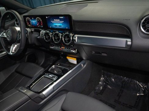Certified 2026 Mercedes-Benz GLB 250 image 16