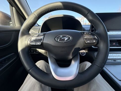Used 2023 Hyundai Kona Limited w/ Cargo Package FWD image 15