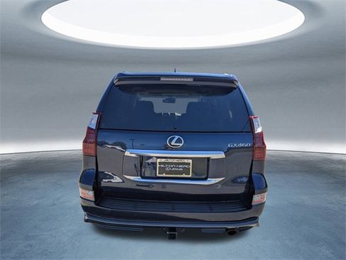 Used 2021 Lexus GX 460 Premium image 5