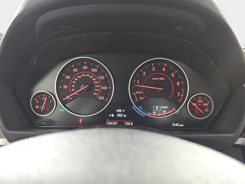 Used 2016 BMW 340i xDrive Sedan AWD/4WD image 21