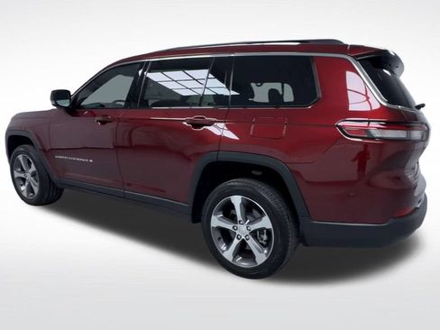 Used 2025 Jeep Grand Cherokee L Limited AWD/4WD image 6