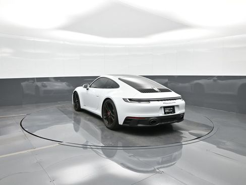 Certified 2022 Porsche 911 Carrera GTS image 3