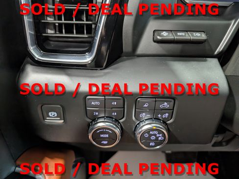 Used 2024 GMC Sierra 2500 Denali Ultimate AWD/4WD image 22