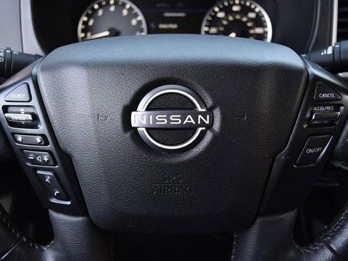 Certified 2024 Nissan Frontier SL image 22
