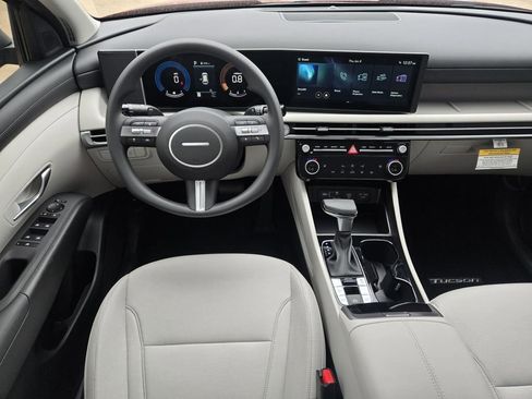 New 2026 Hyundai Tucson SEL FWD image 18