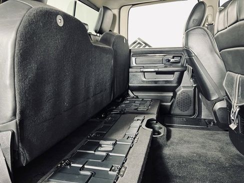 Used 2014 RAM 3500 Laramie Longhorn image 16