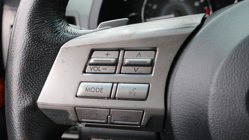 Used 2010 Subaru Legacy 3.6R Limited AWD/4WD image 8