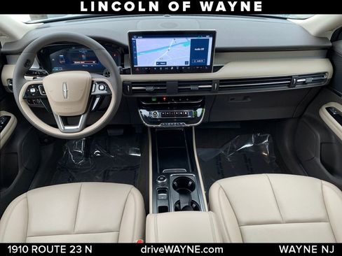 Certified 2023 Lincoln Corsair AWD w/ Equipment Group 101A image 22