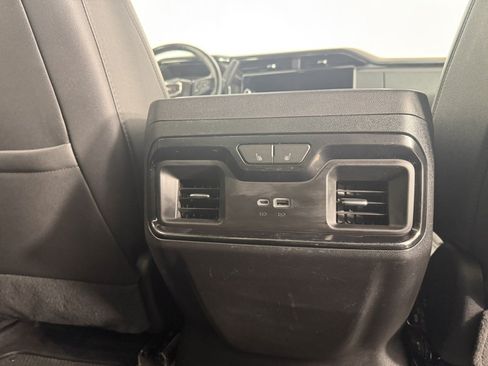 Used 2024 GMC Sierra 3500 AT4 w/ Technology Package AWD/4WD image 15