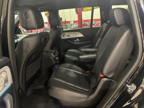 Used 2020 Mercedes-Benz GLS 450 4MATIC image 7