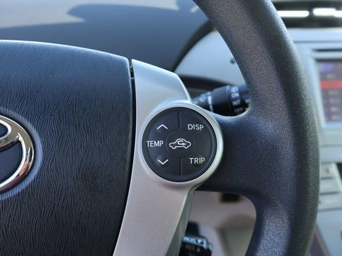 Used 2015 Toyota Prius Three FWD image 28