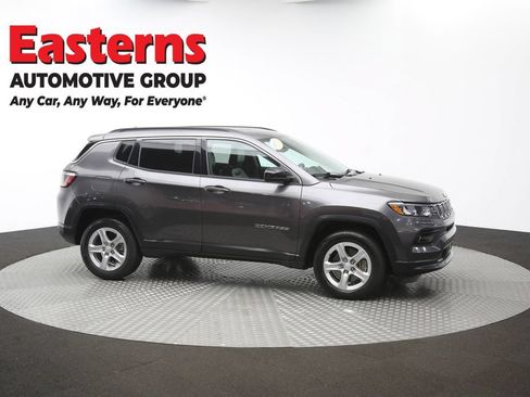 Used 2024 Jeep Compass Latitude AWD/4WD image 45