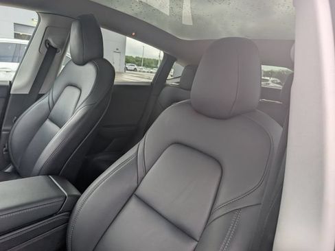 Used 2022 Tesla Model Y Performance AWD/4WD image 8