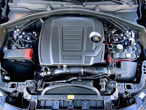 New 2025 Jaguar F-PACE R-Dynamic S image 12