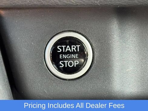 Used 2022 Nissan Rogue SV AWD/4WD image 12