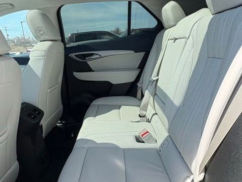 New 2026 Buick Envision Avenir AWD/4WD image 16