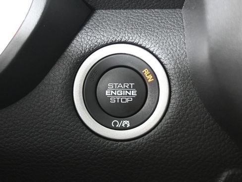 Used 2025 RAM 1500 Big Horn AWD/4WD image 31