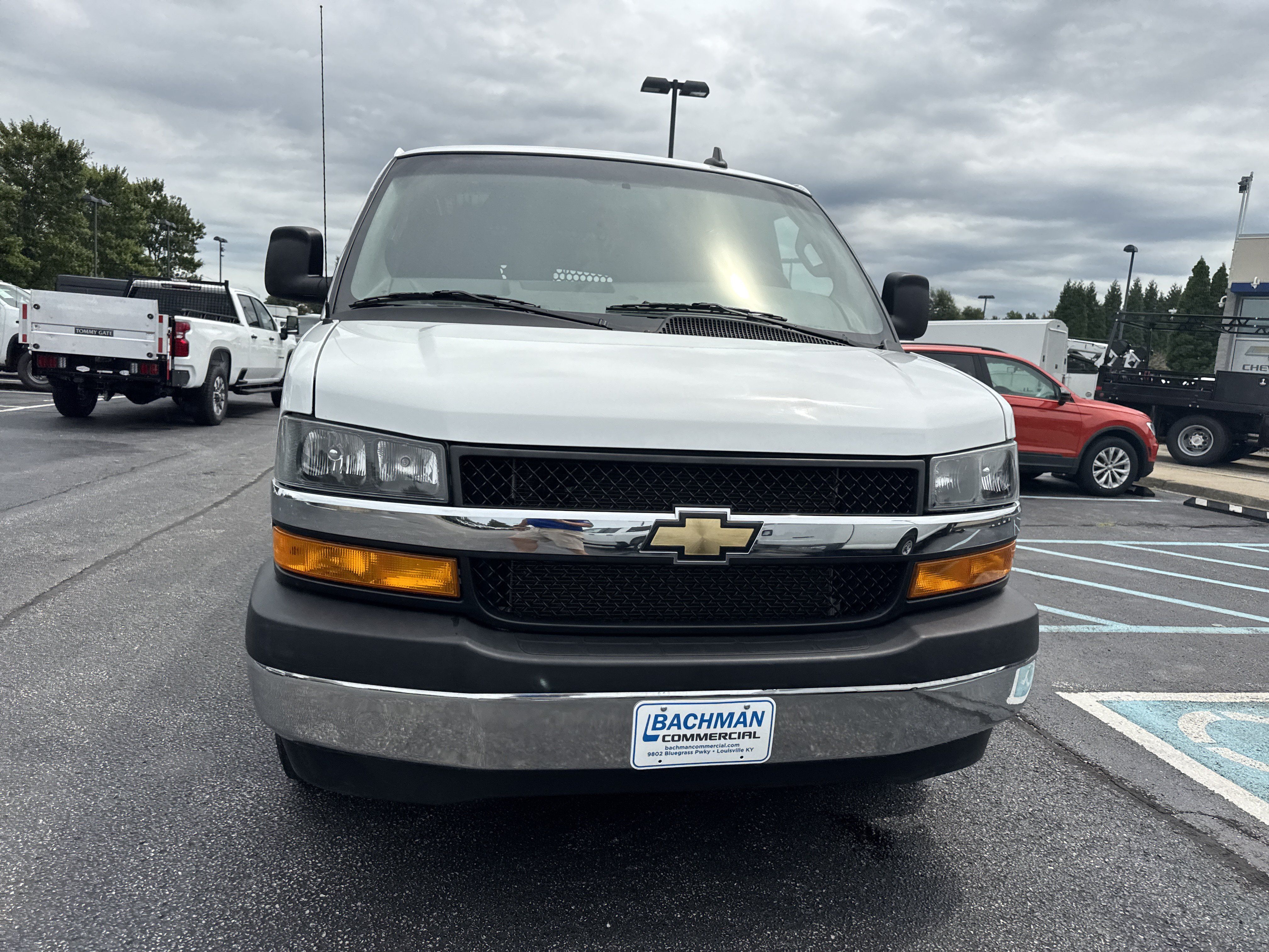 Used 2024 Chevrolet Express 2500 w/ Driver Convenience Package RWD image 16