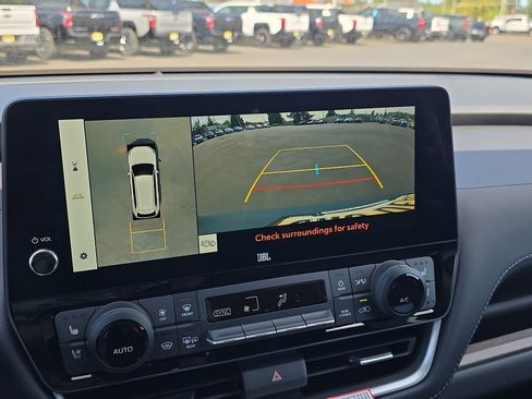 New 2025 Toyota Grand Highlander FWD image 28