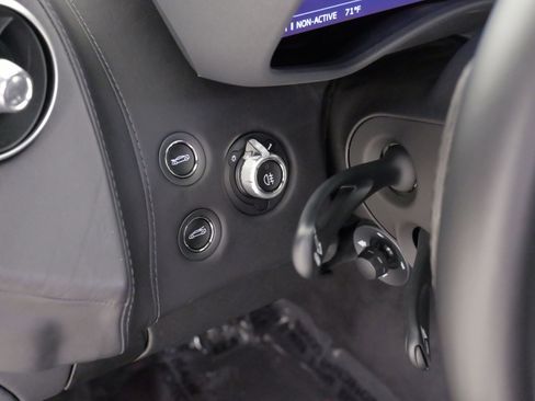 Used 2022 McLaren GT image 43