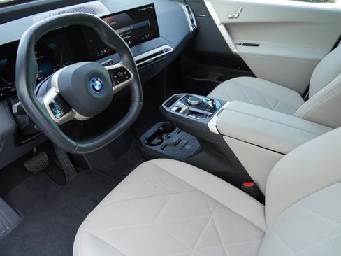 Certified 2024 BMW iX xDrive50 w/ Sport Package AWD/4WD image 9