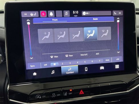 Used 2022 Jeep Compass Limited image 16