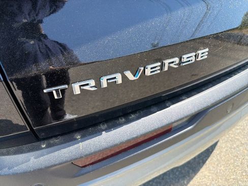 New 2026 Chevrolet Traverse LT w/ Driver Confidence Package FWD image 2