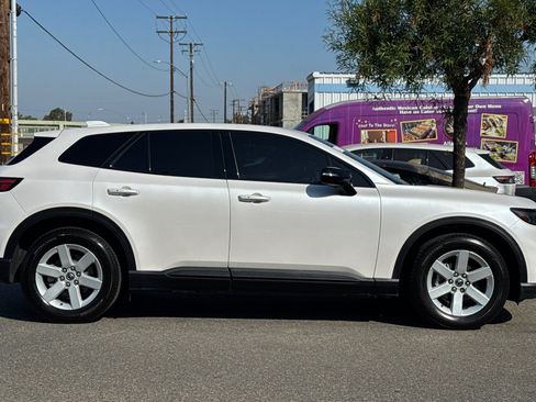 Used 2024 Honda Prologue EX image 8
